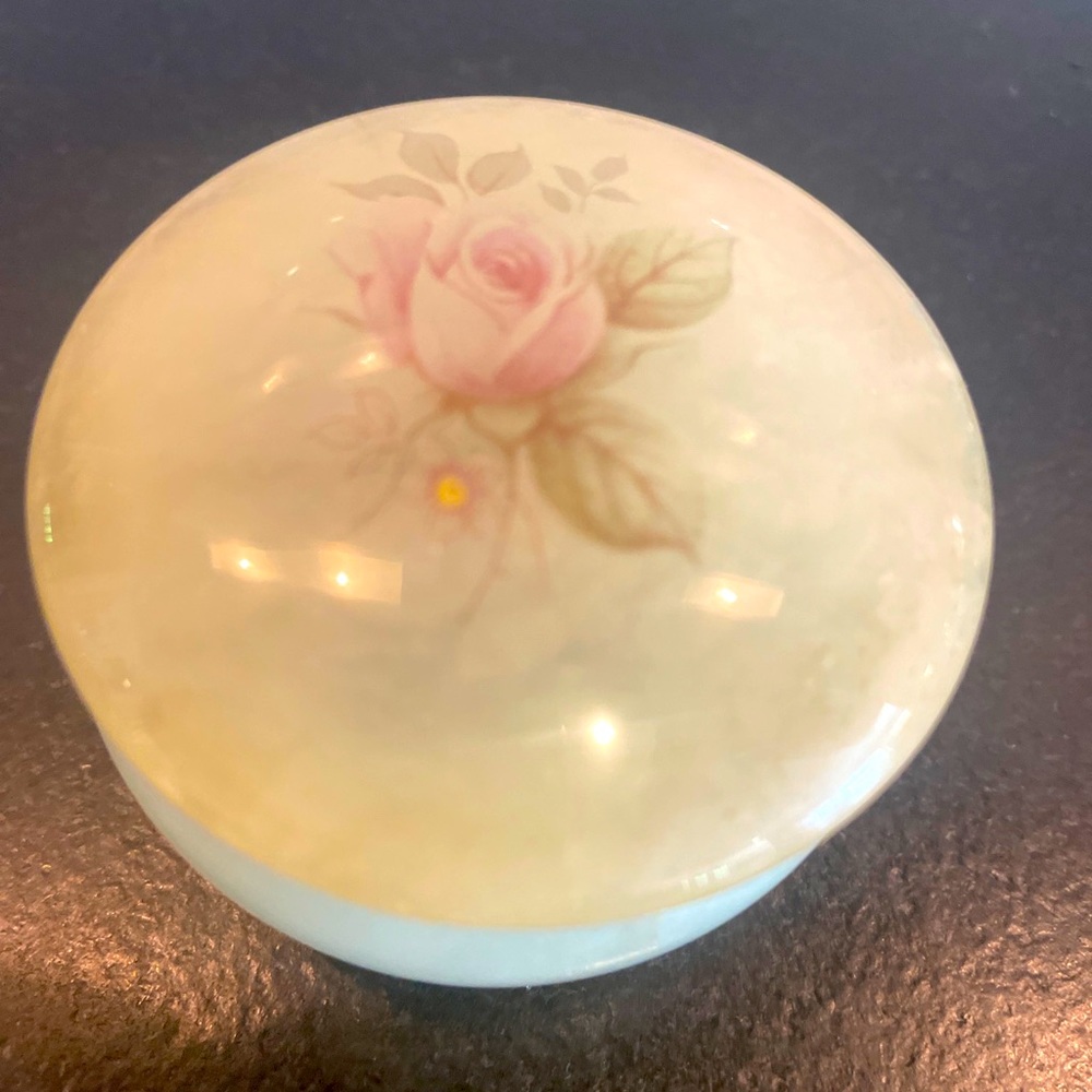 vintage Alabaster Trinket box Floral Trinket Jewelry Box Stash made in Italy